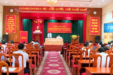 Hội nghị BCH Đảng bộ huyện Na Hang lần thứ 17